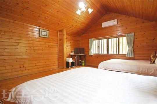 Double Lake B&B Чжушань Экстерьер фото