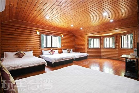 Double Lake B&B Чжушань Экстерьер фото